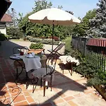 Tenuta Degli Angeli Rossi Frühstückspension Asti