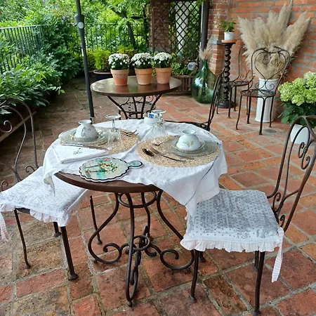 Tenuta Degli Angeli Rossi Frühstückspension 2*