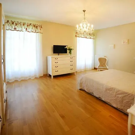 Tenuta Degli Angeli Rossi Frühstückspension Asti