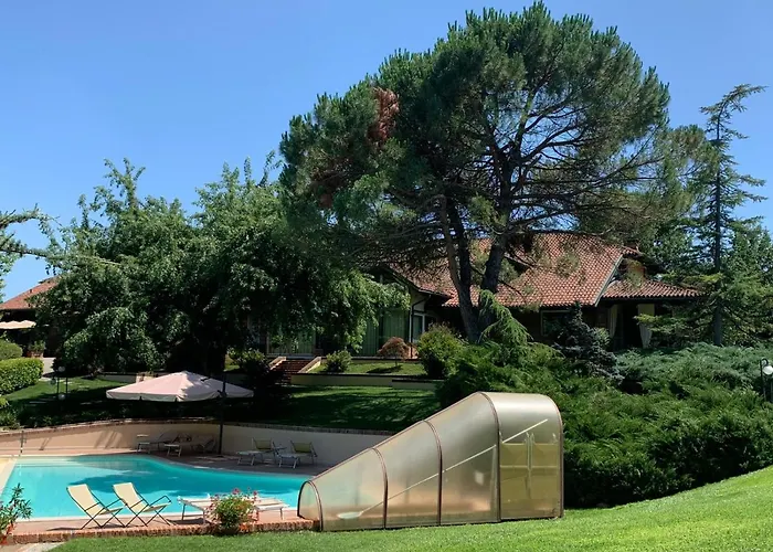 Tenuta Degli Angeli Rossi Bed & Breakfast 4*