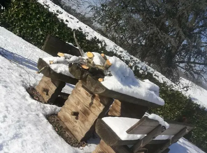 Bed & Breakfast Tenuta Degli Angeli Rossi 4*